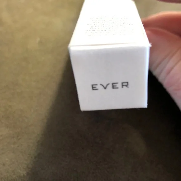 Ever Forever Longwear Liquid Lip Color (Color = Glam) - Picture 10 of 10